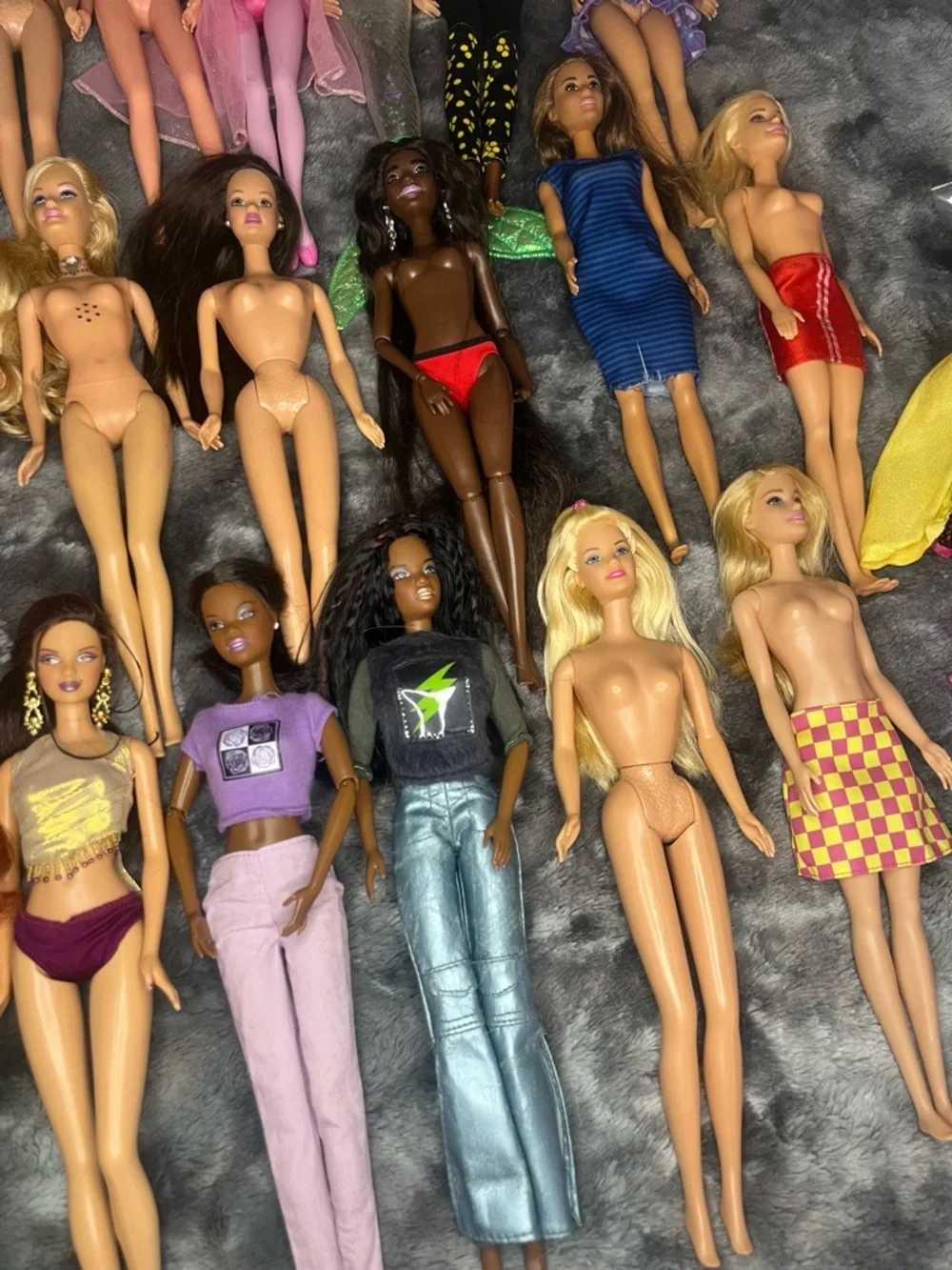 Barbie Huge Lot 80s, 90s Y2K Doll and Clothing - Picture 4 of 15